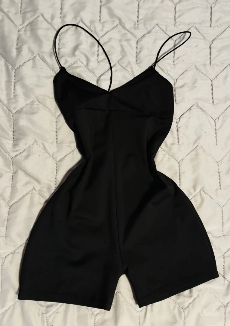 Bershka kombinezon