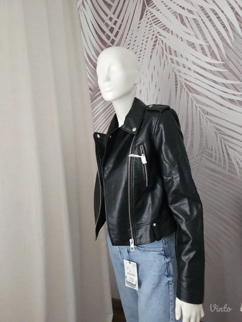 NOVO ZARA crna jakna od eko kože – XS