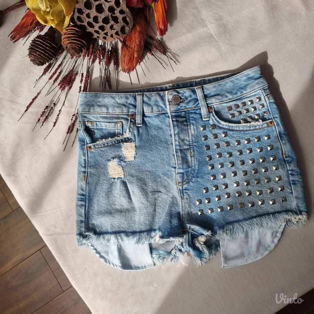 Nov SUPERDRY teksas šorts sa etiketom