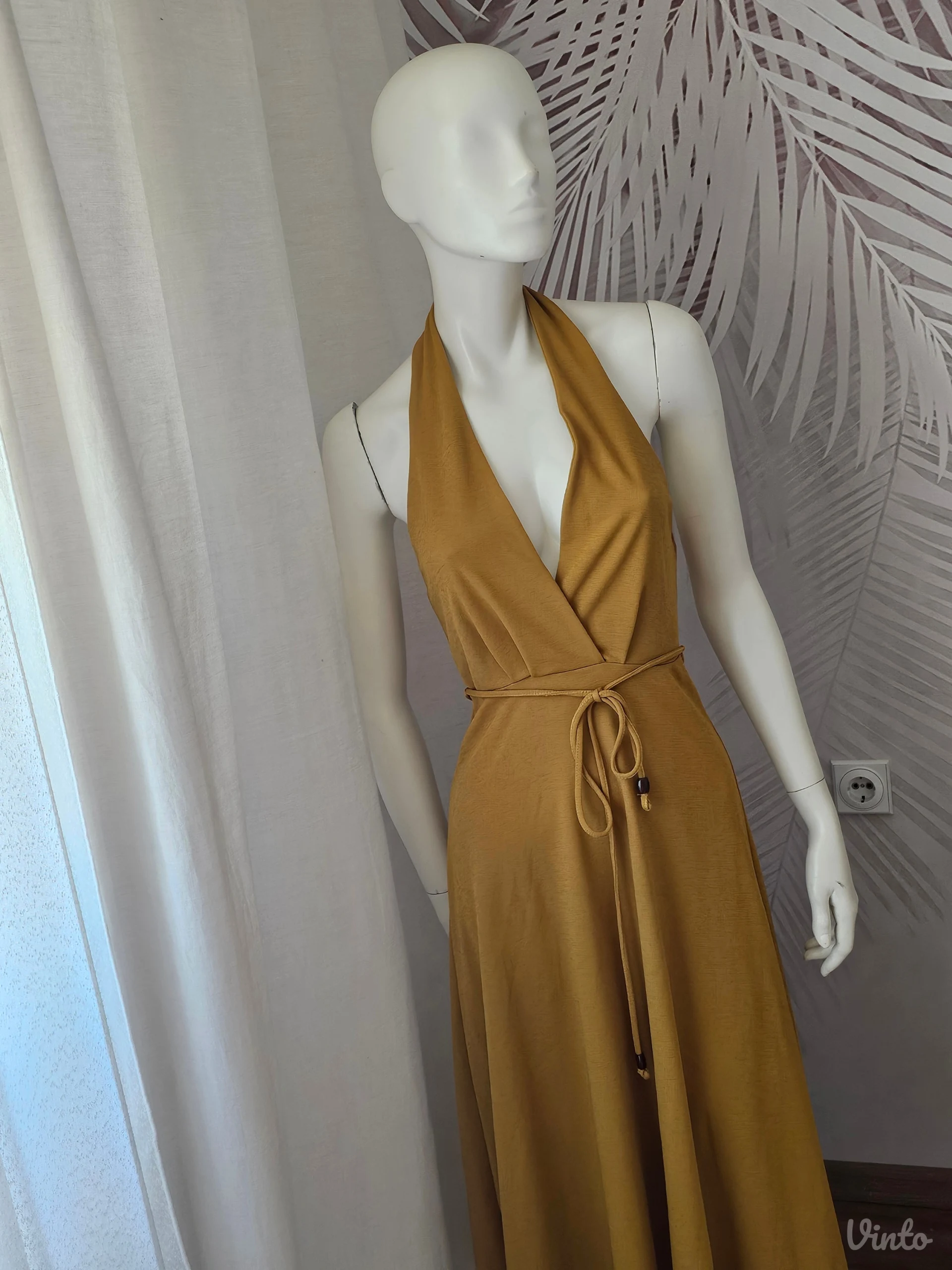 Nova ZARA midi haljina sa etiketom