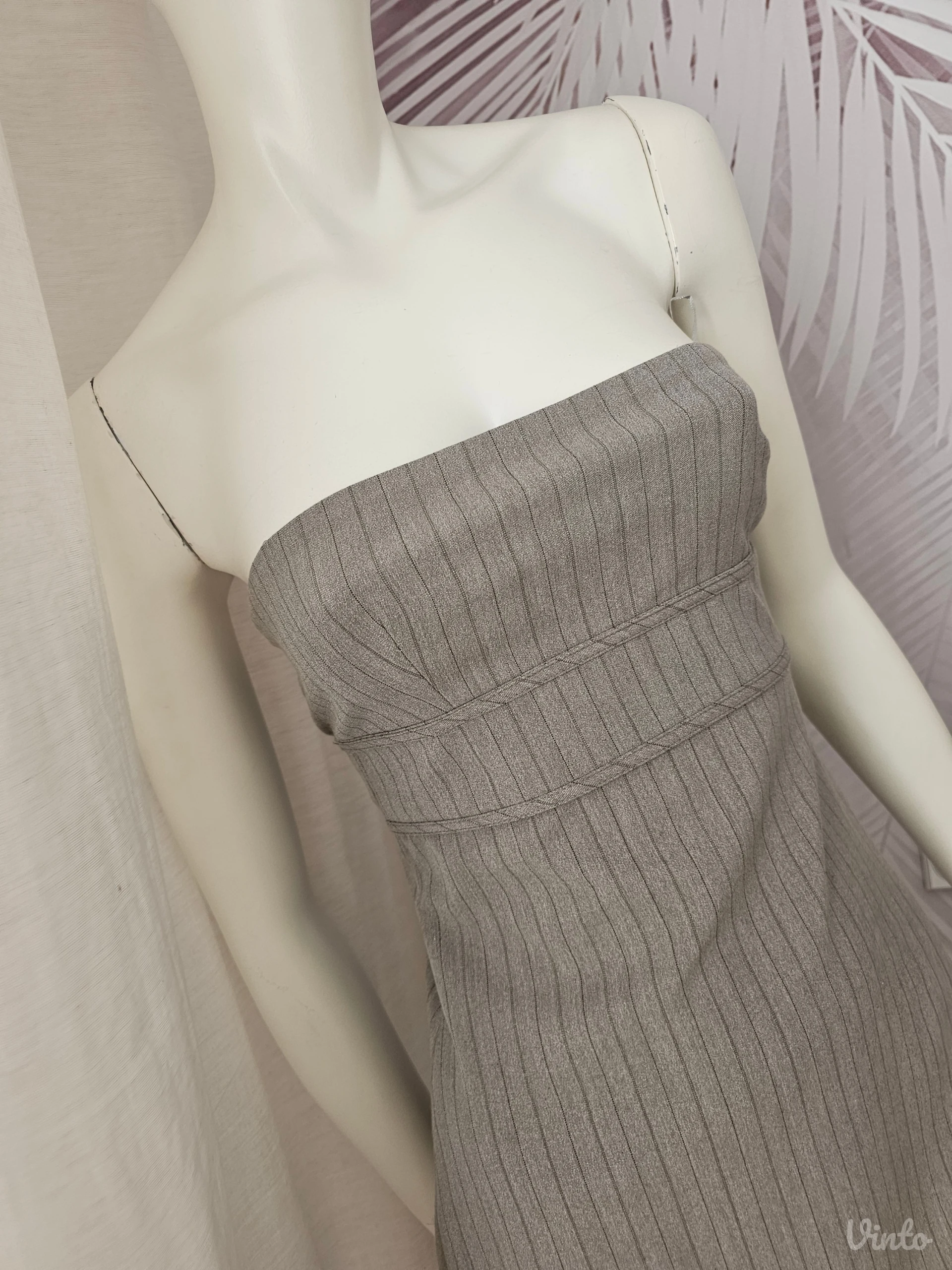 Nova ZARA mini haljina sa etiketom XS