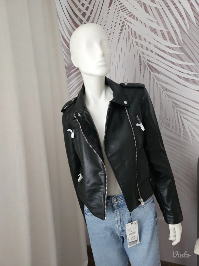 NOVO ZARA crna jakna od eko kože – XS
