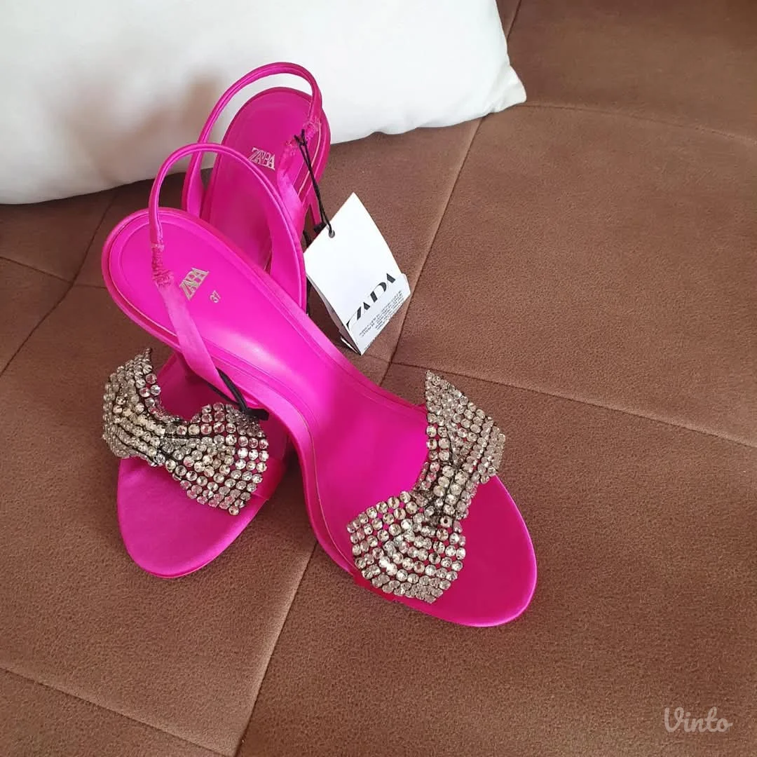 Nove Zara sandale sa masnom od cirkona 37