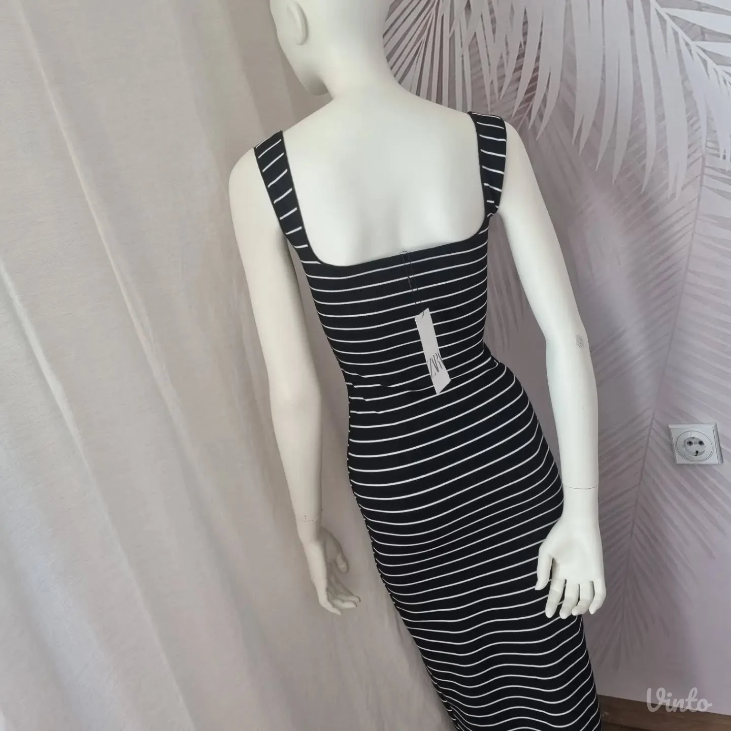 Nova Zara midi haljina sa prugicama S vel
