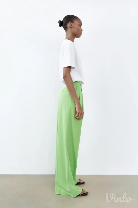Nove zara pantalone S vel