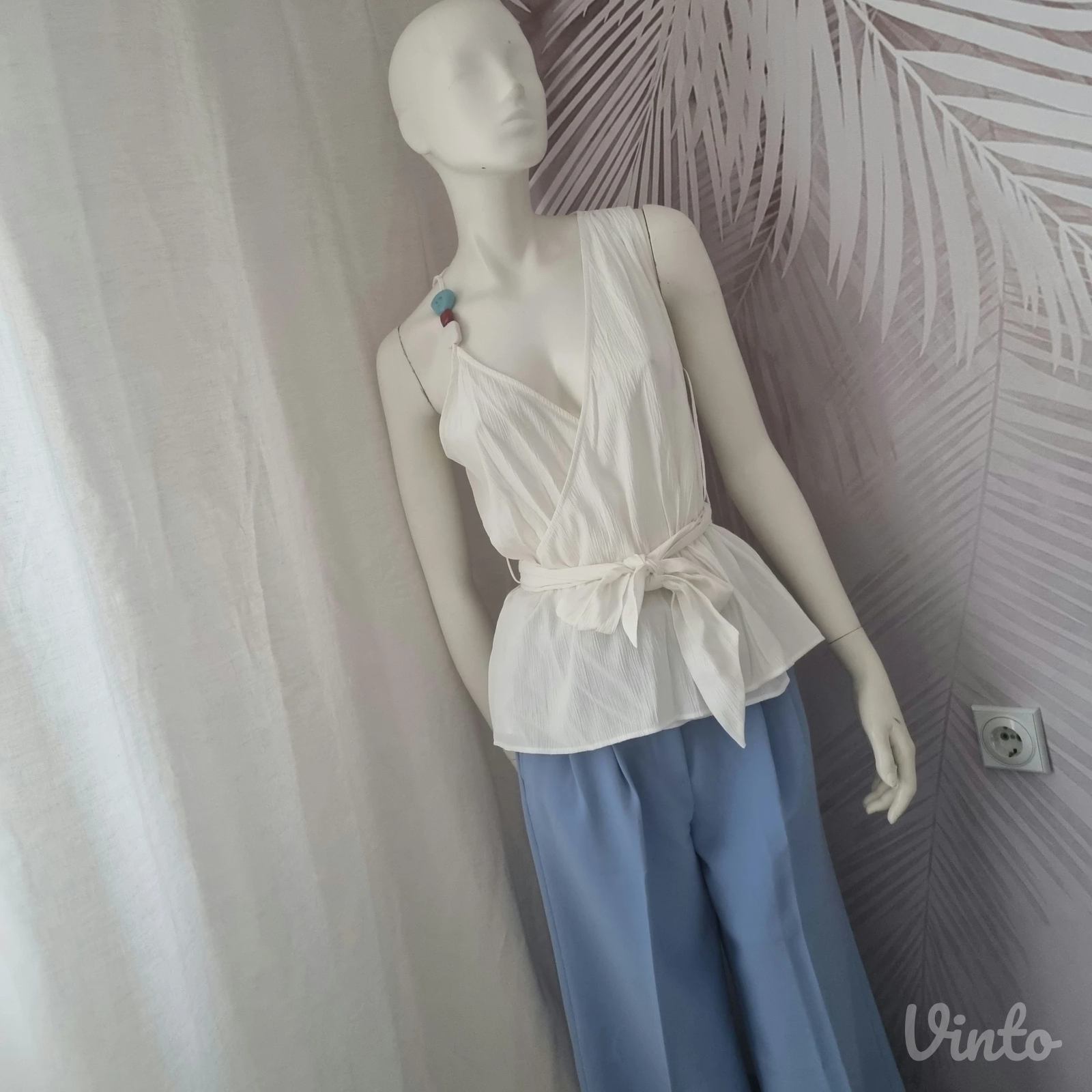 Nove Zara pantalone S vel