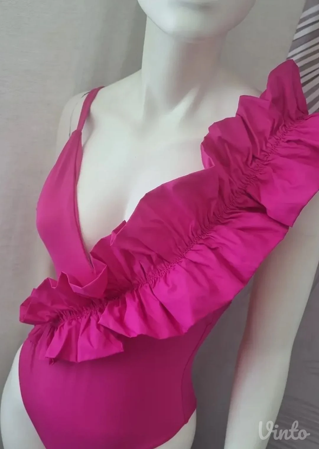 Nov zara kupaci Xs vel
