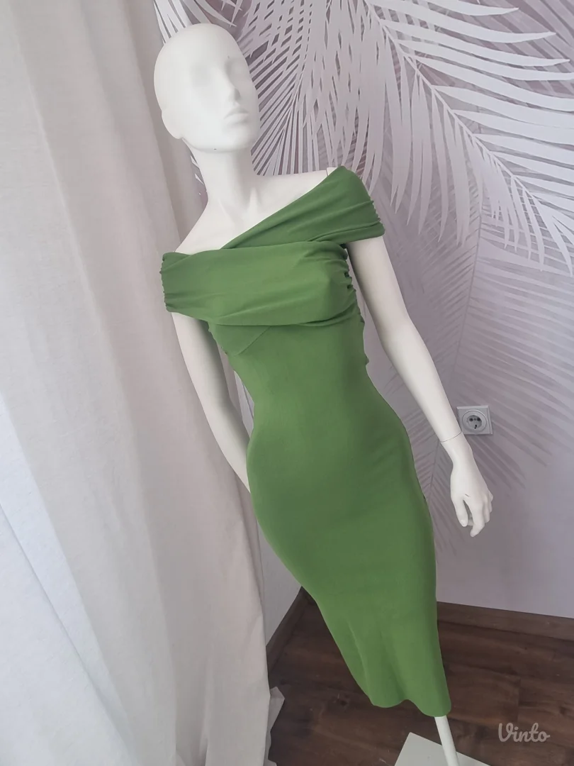 Nova ZARA midi haljina sa etiketom