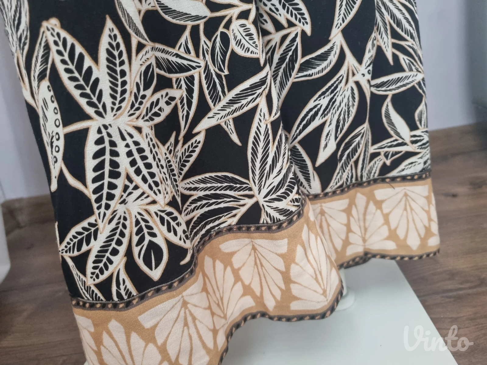 Nov Zara kombinezon XS vel procenat lana