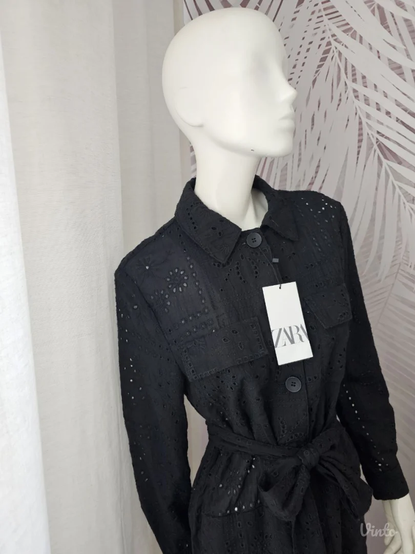 ZARA crna jaknica sa kaisem – S NOVO