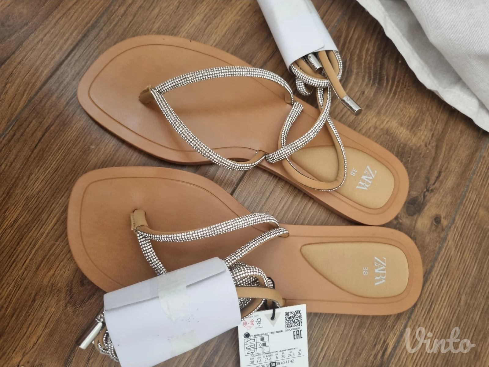 Nove ZARA sandale – 37 (24 cm gazište)