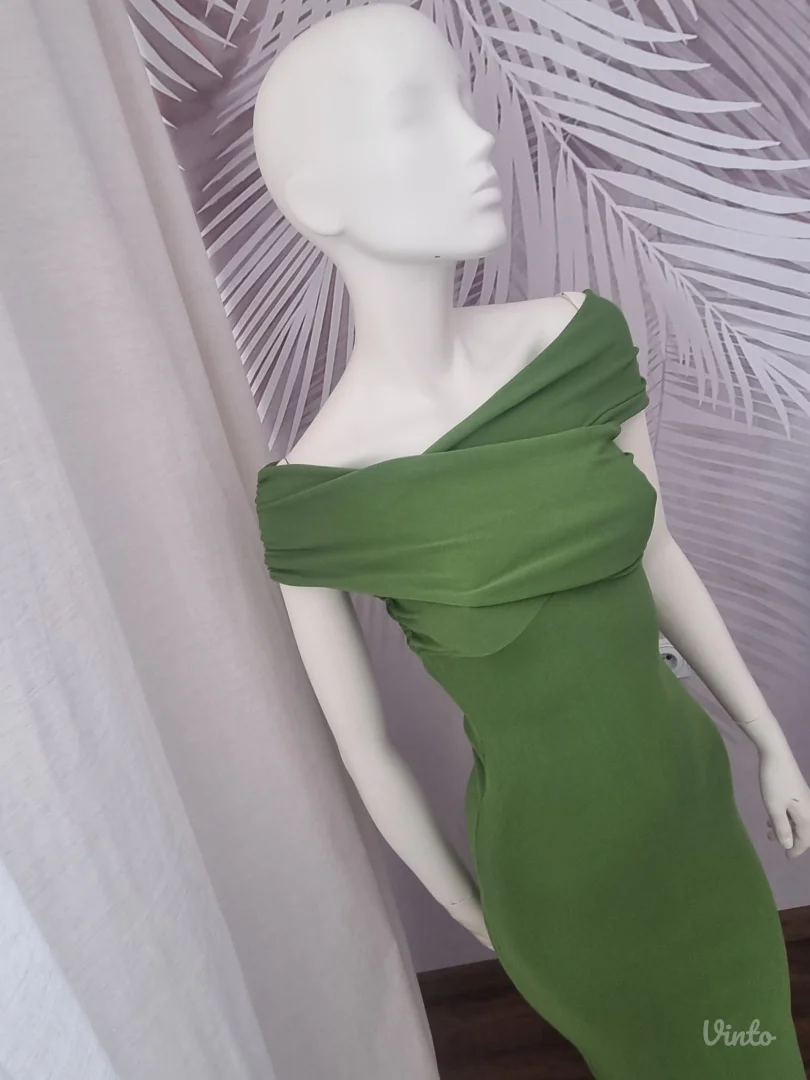 Nova ZARA midi haljina sa etiketom