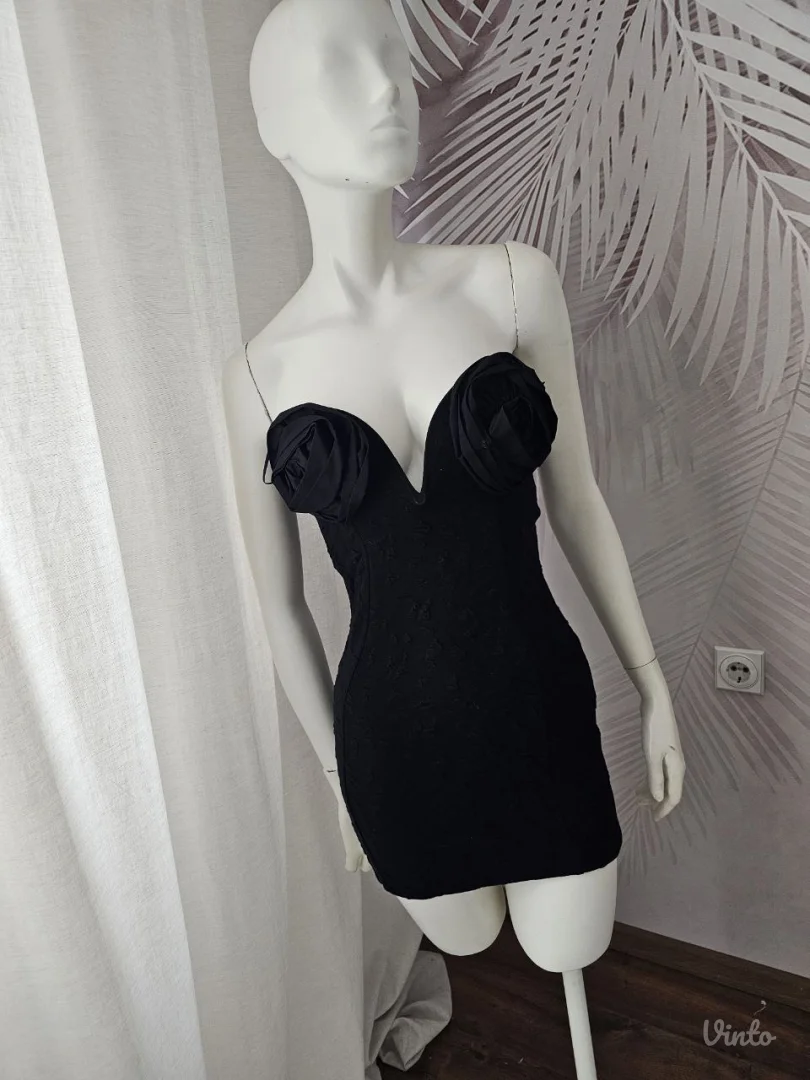 ZARA mini haljina sa 3D cvetovima – S NOVO