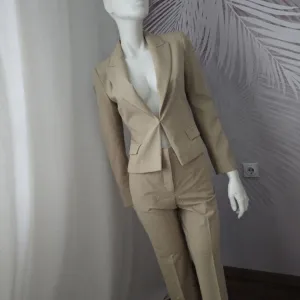 ZARA elegantni komplet – sako & pantalone sa cirkonima XS i M velicina 7500