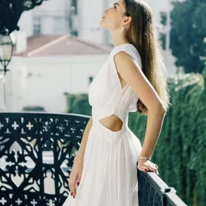 Nova ZARA plisirana haljina sa etiketom