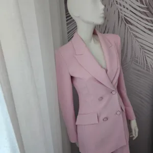 Nov ZARA komplet u nežno roze nijansi – XS veličina (odgovara za XS)