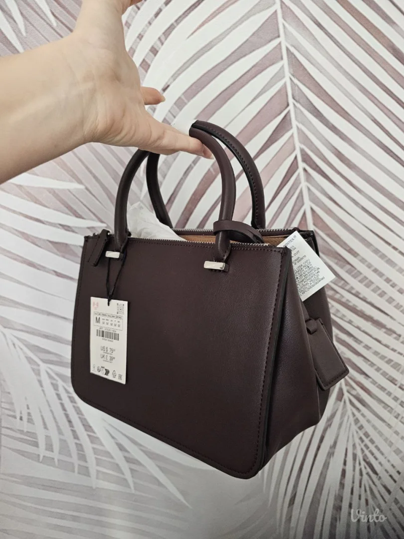 Nova sa etiketom ZARA mini city torbica 2500