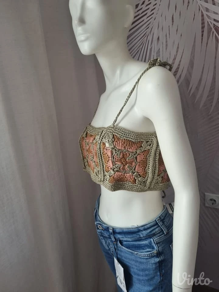 Nov Zara heklani top S vel ali je Uni