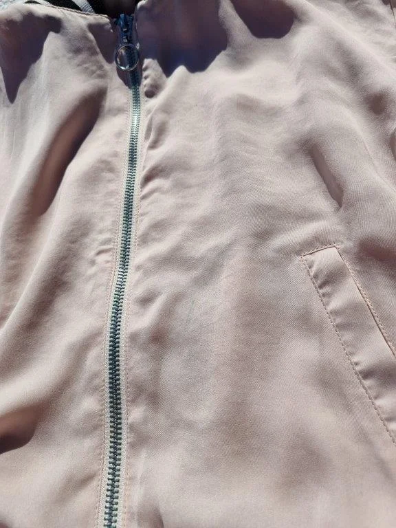 Bershka puder roze bomber jakna