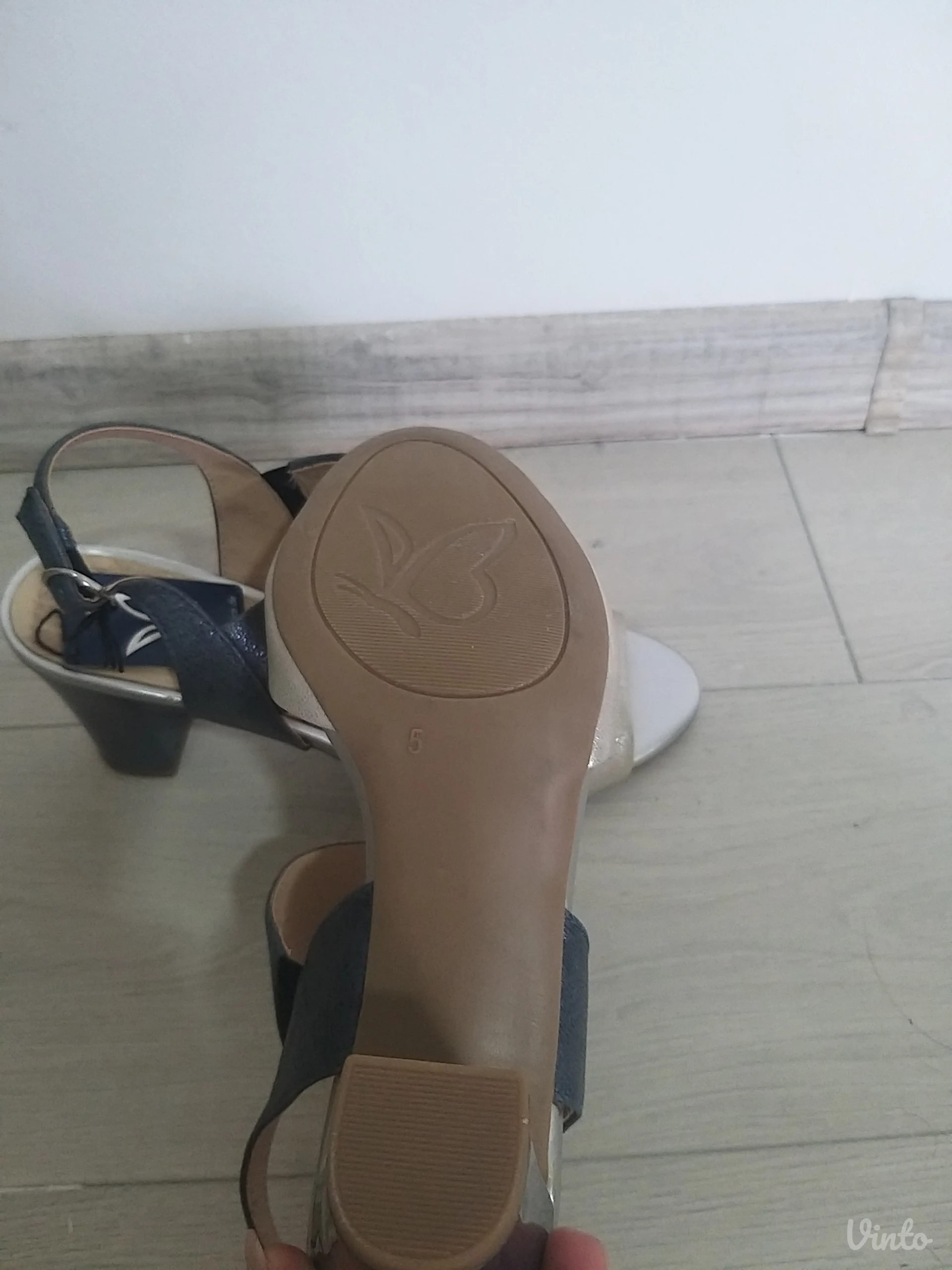 Caprice kožne sandale sa štiklom