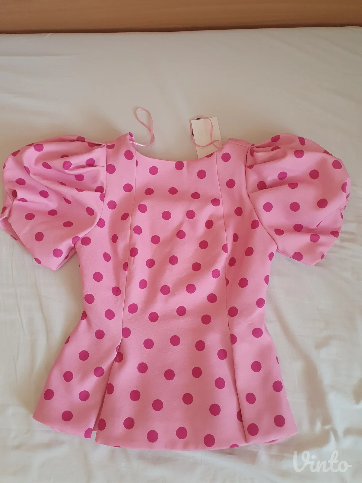 Zara top sa pufnastim rukavima