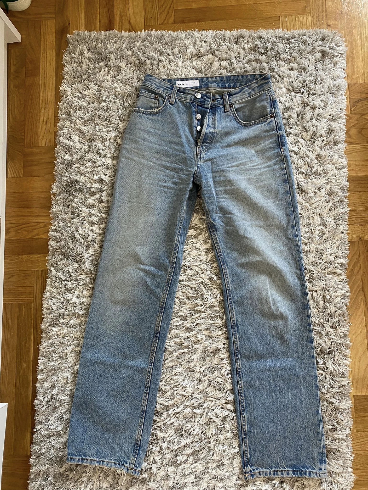 Zara farmerice
