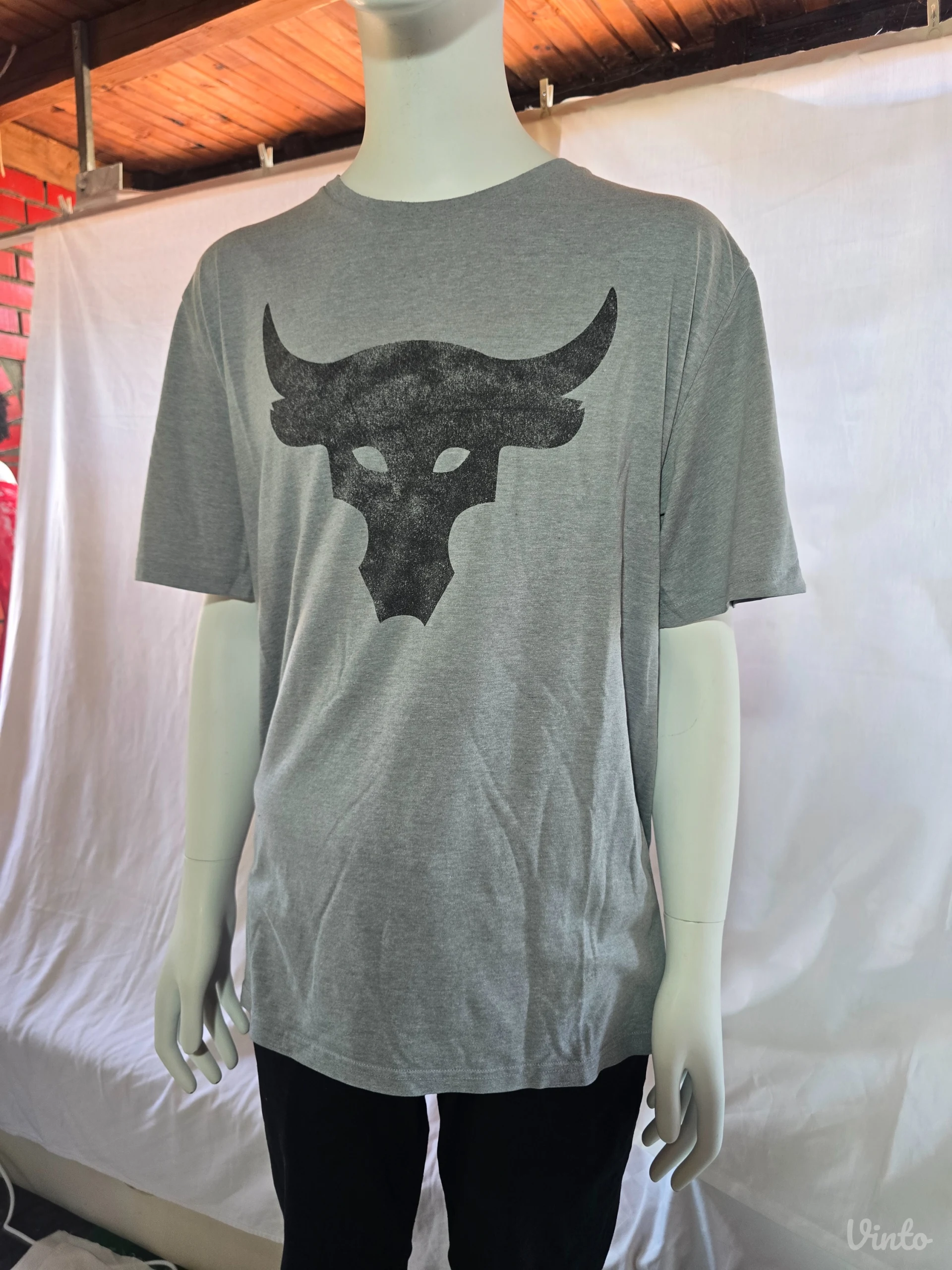 UNDER ARMOUR muska majica