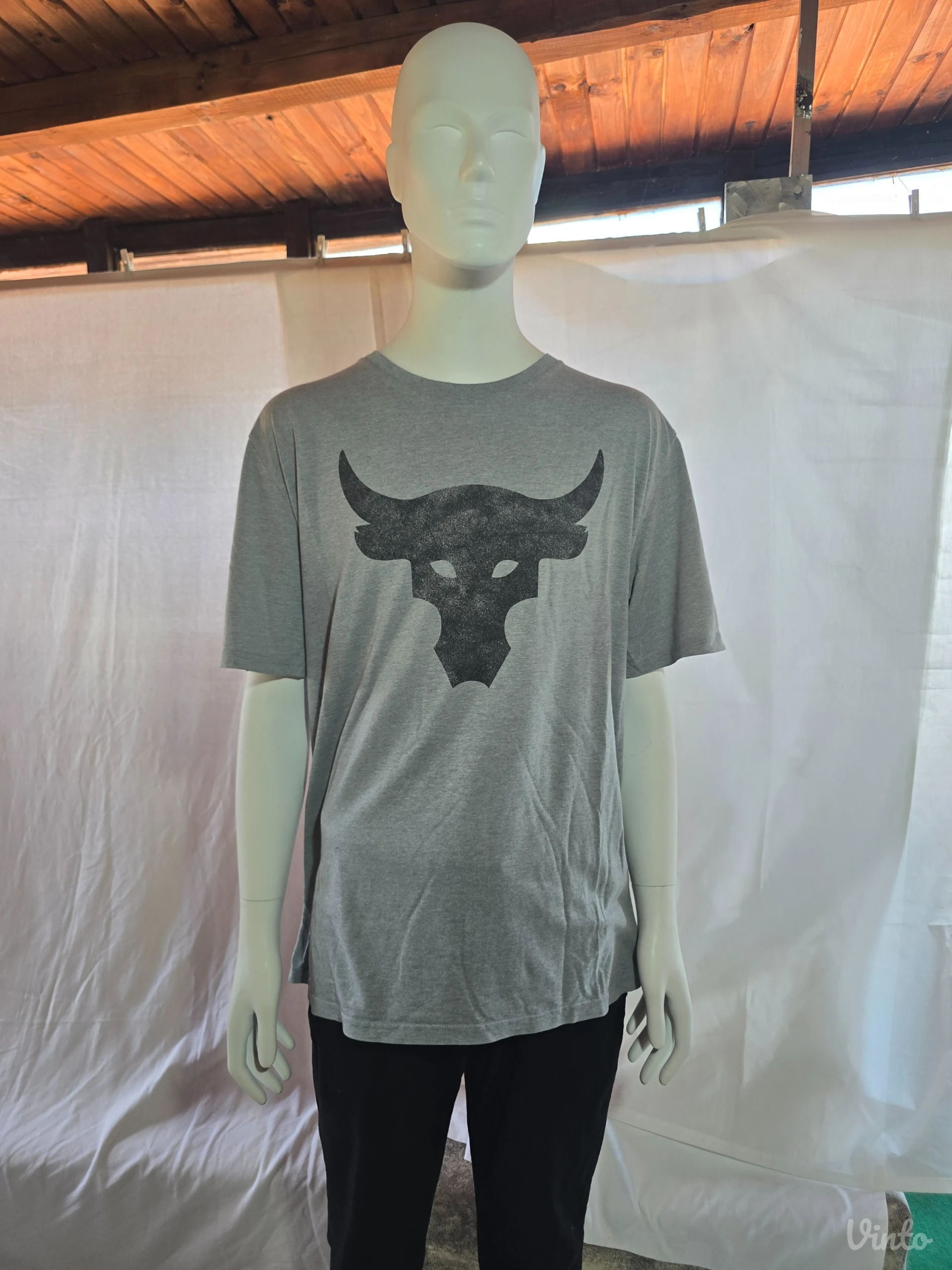 UNDER ARMOUR muska majica