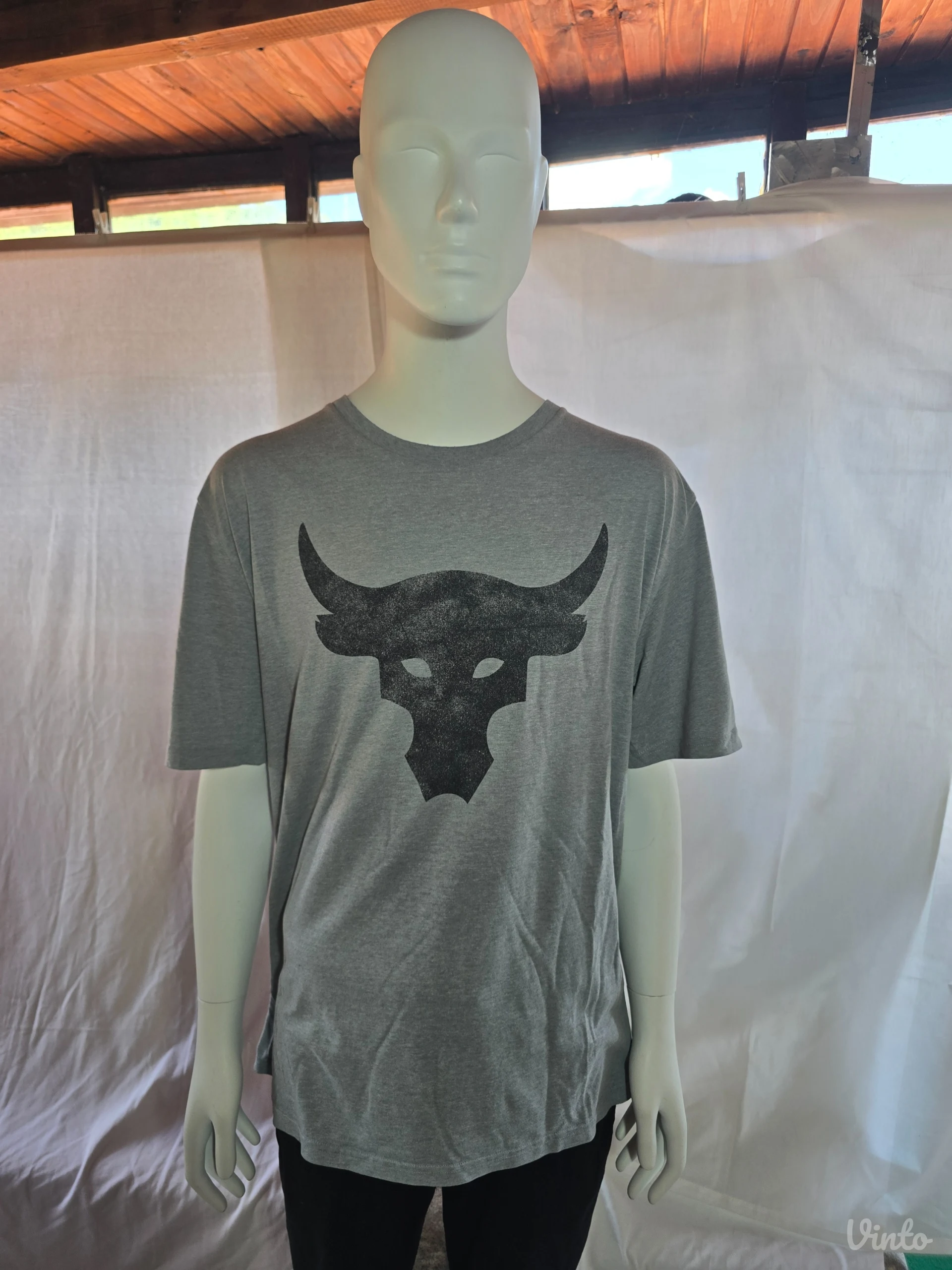 UNDER ARMOUR muska majica