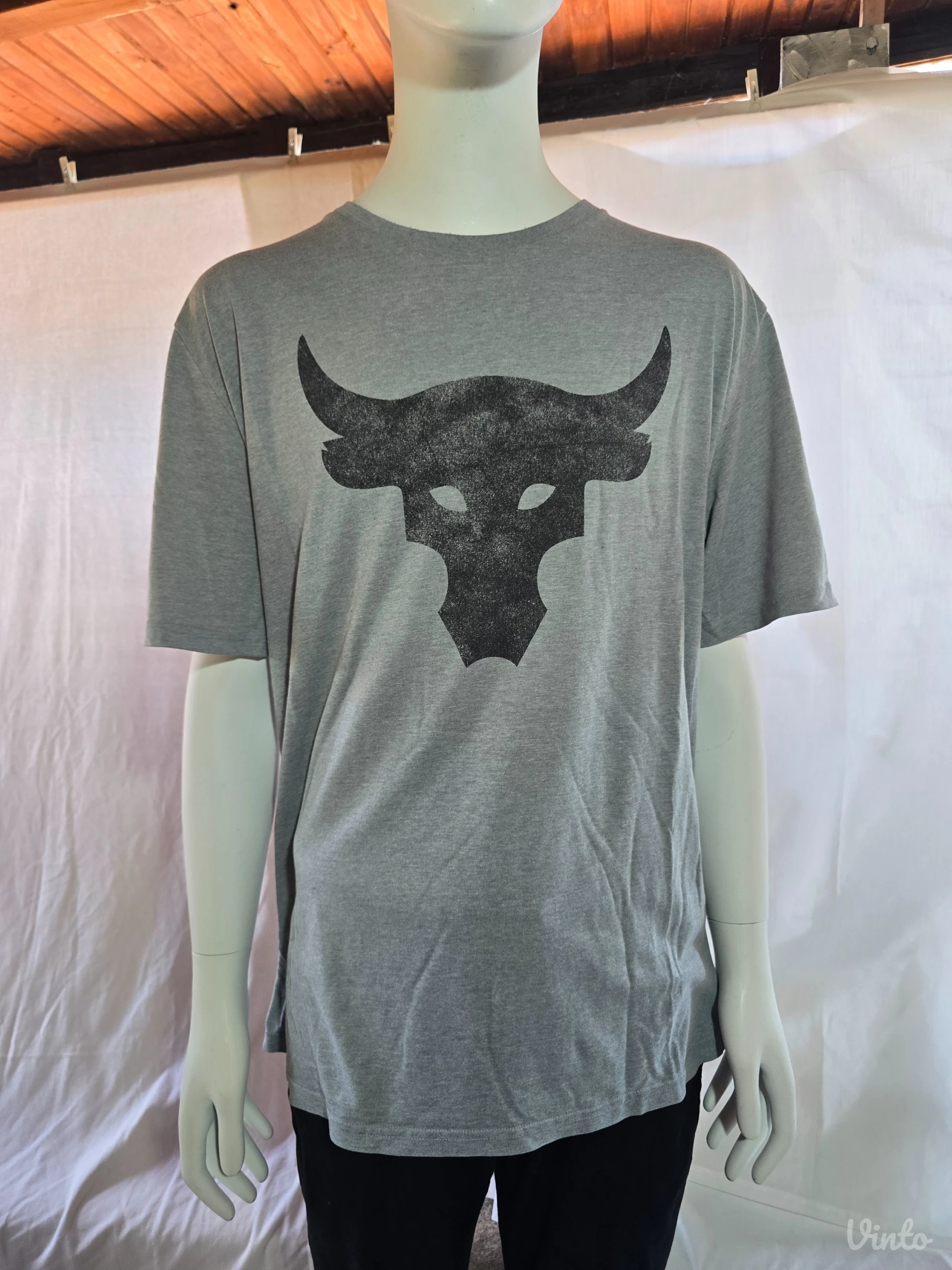 UNDER ARMOUR muska majica