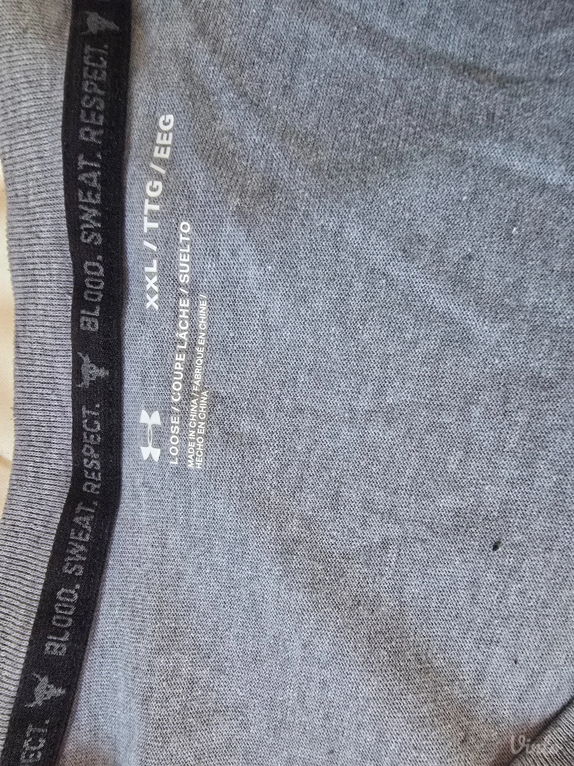 UNDER ARMOUR muska majica