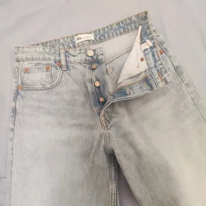 Zara ženske farmerke