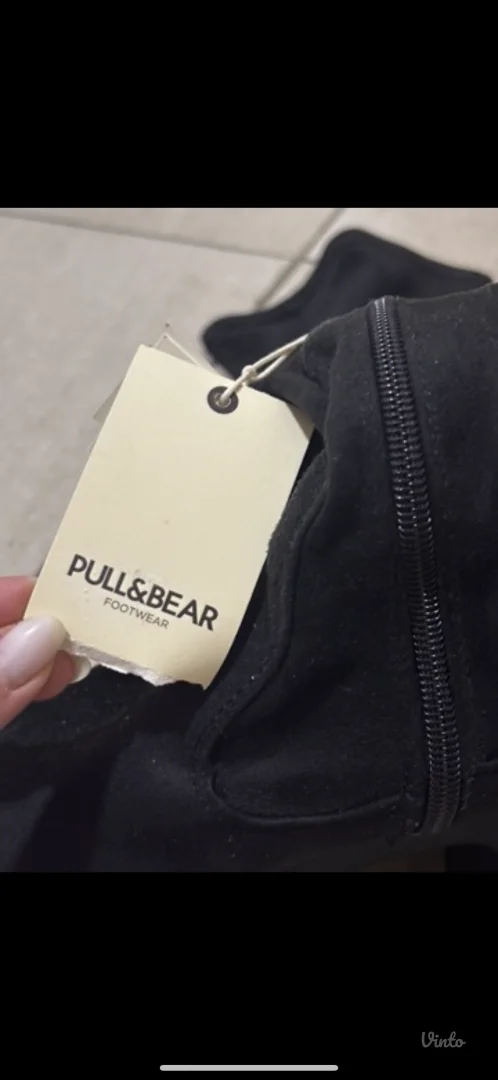 Pull and Bear cizme na stiklu