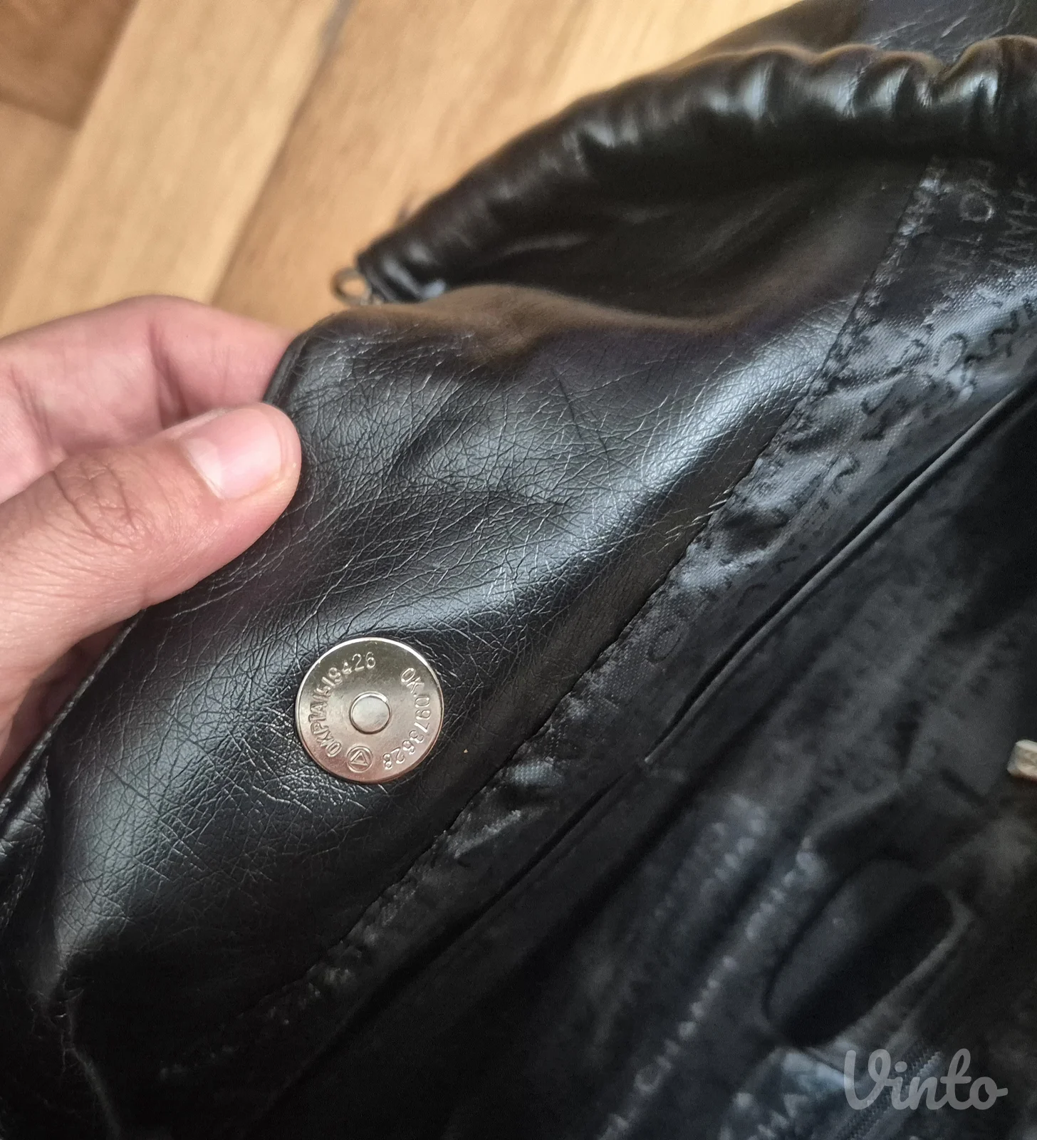 Odlicna chanel torba od prave koze