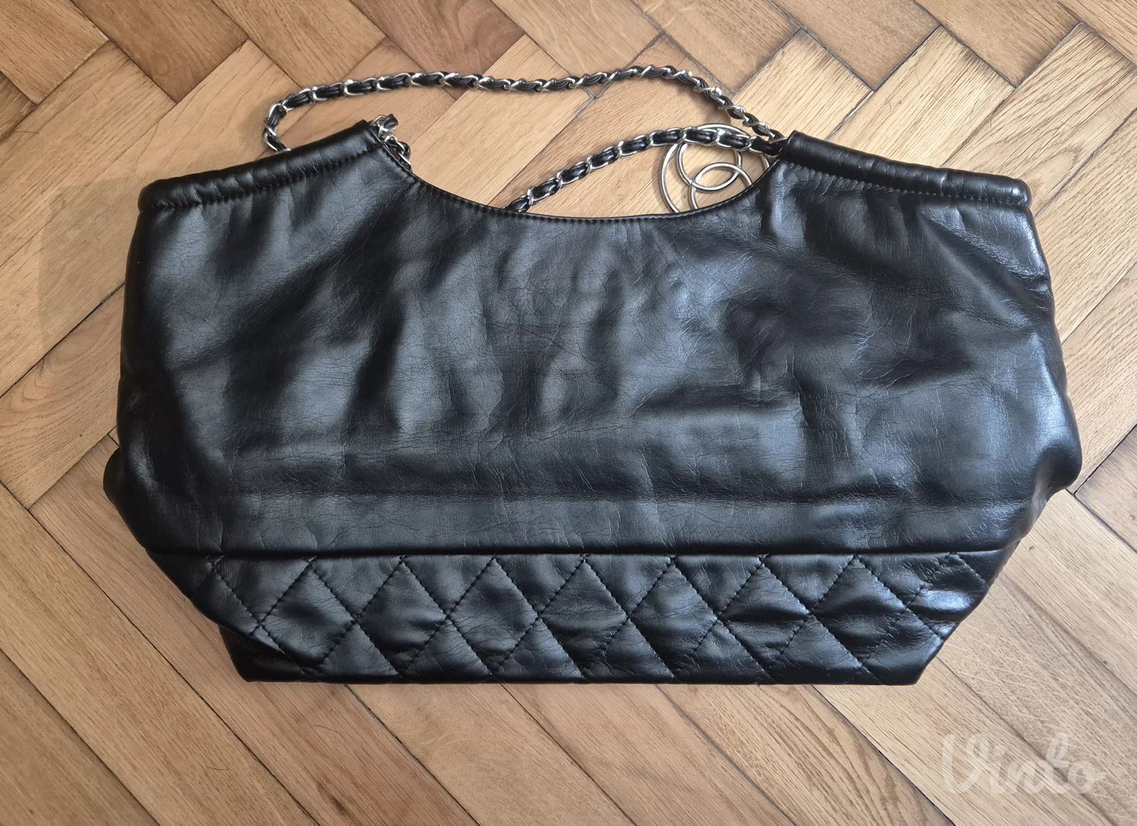 Odlicna chanel torba od prave koze