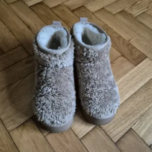 Teddy reserved kozne cizmice