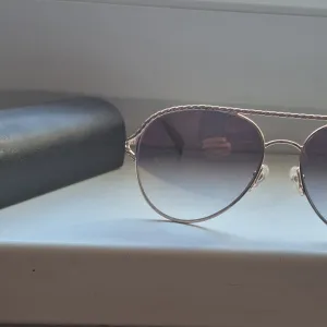 Original MARC JACOBS naocare