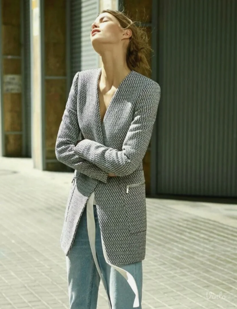 Zara divan kvalitetan kaput-blejzer S/M