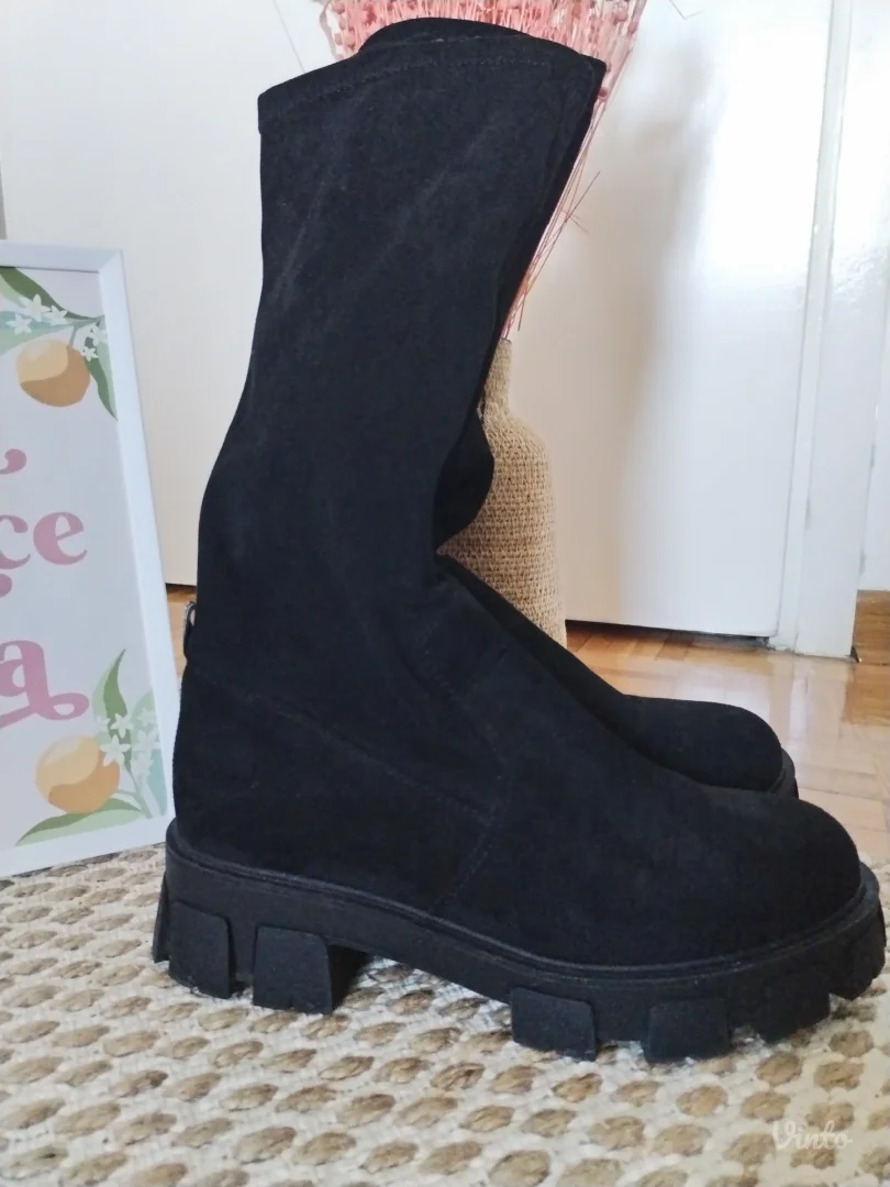 Šafran rastegljive čizmice