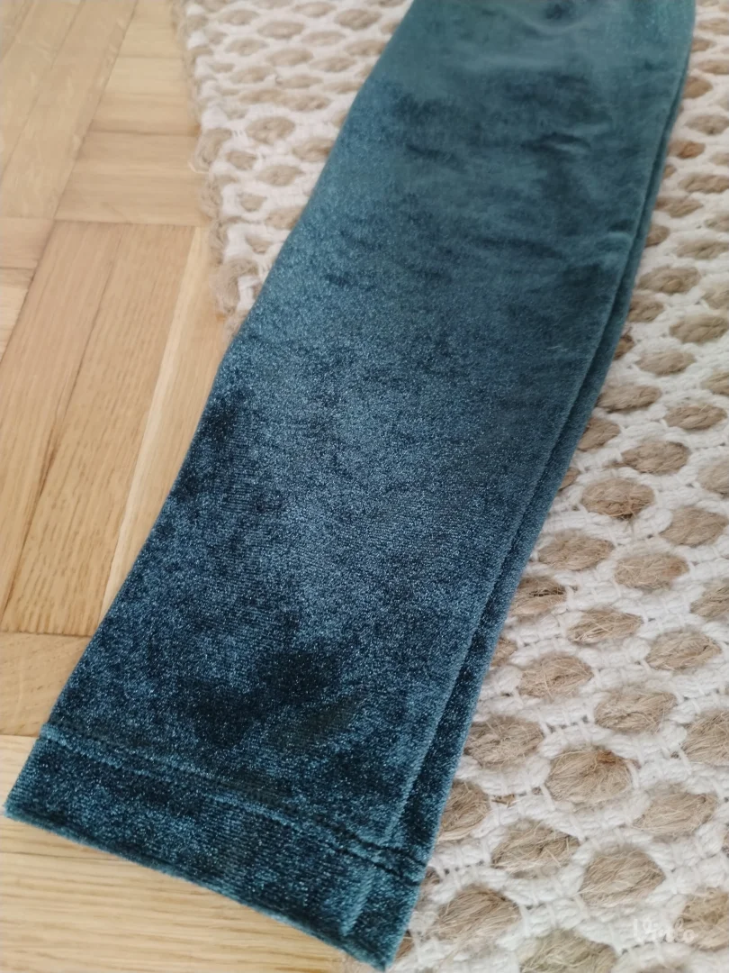 Bershka plišana haljina