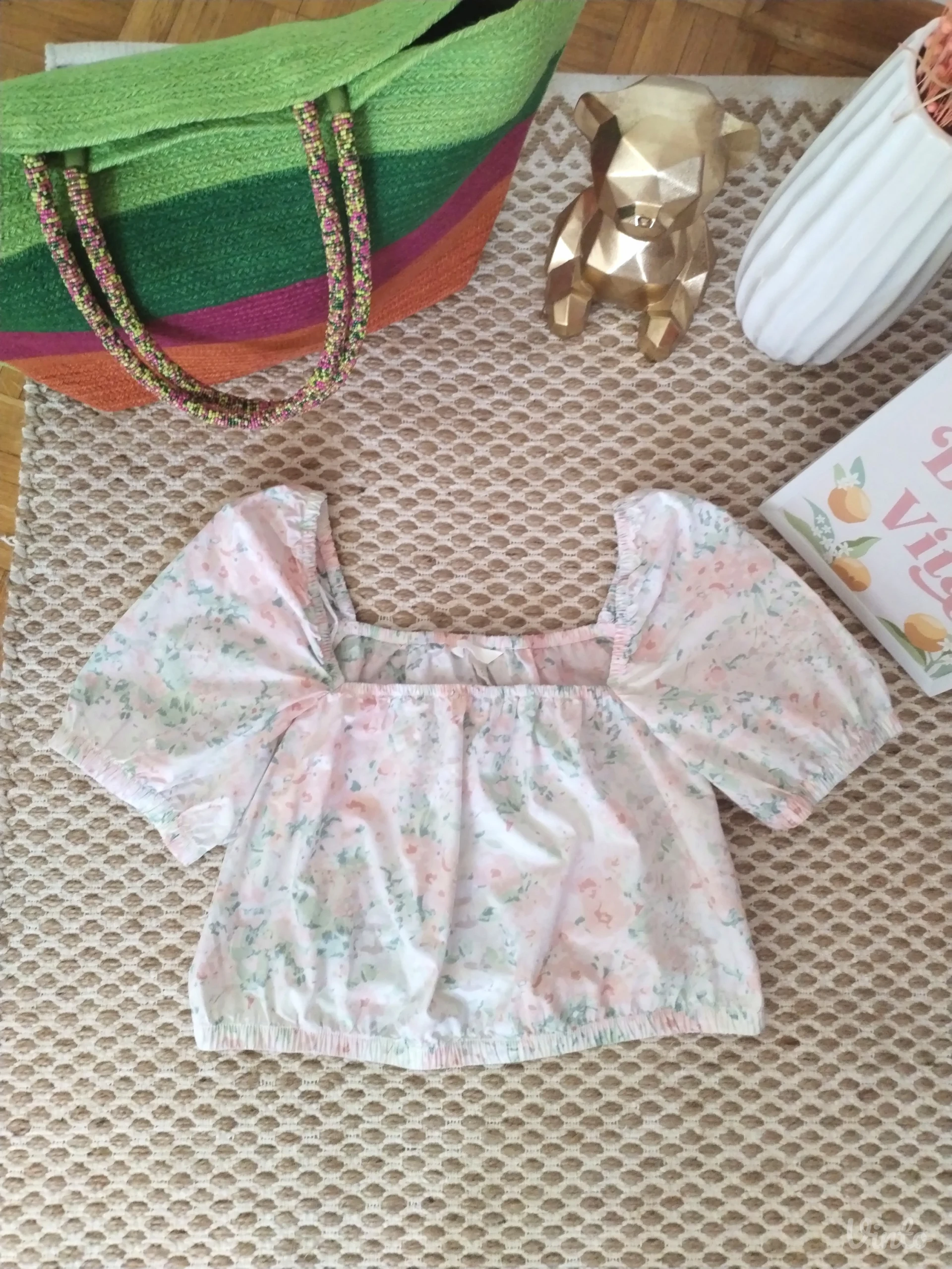 H&M lepa bluza-top