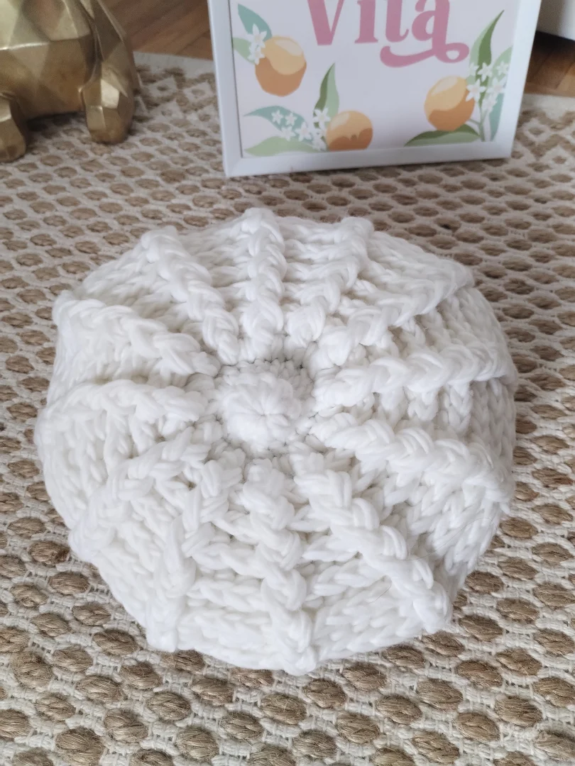 New Yorker topla beretka