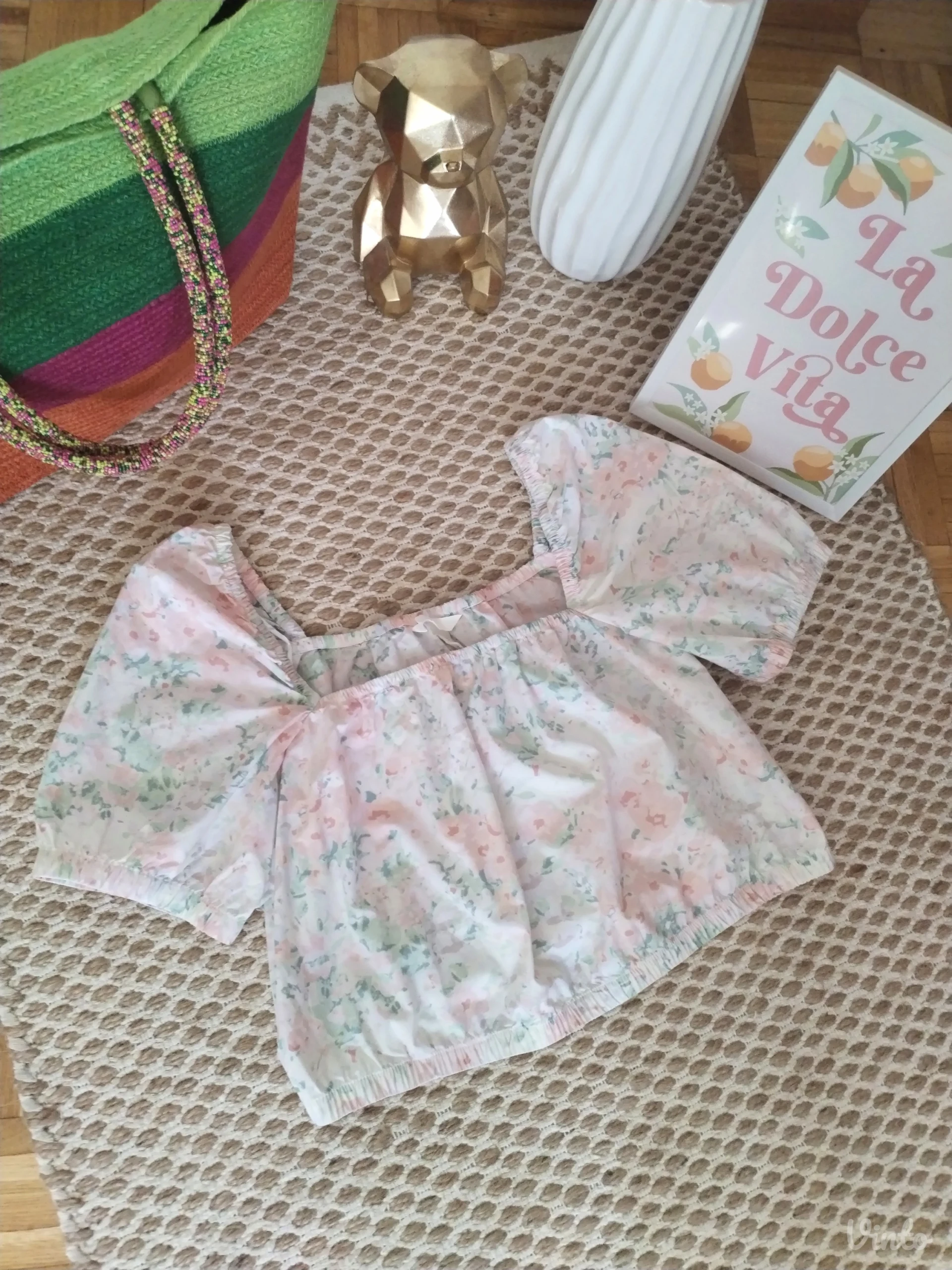 H&M lepa bluza-top