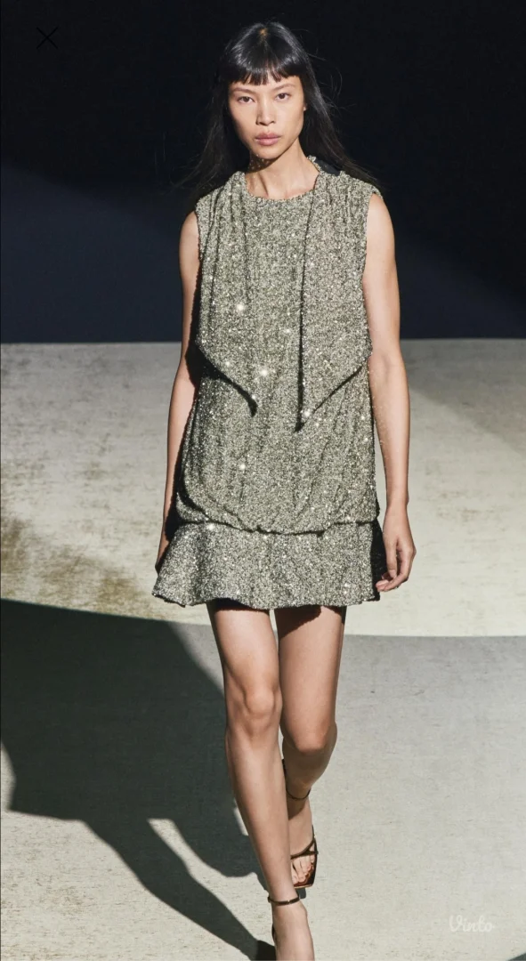 Zara nova šljokičava haljina S/M