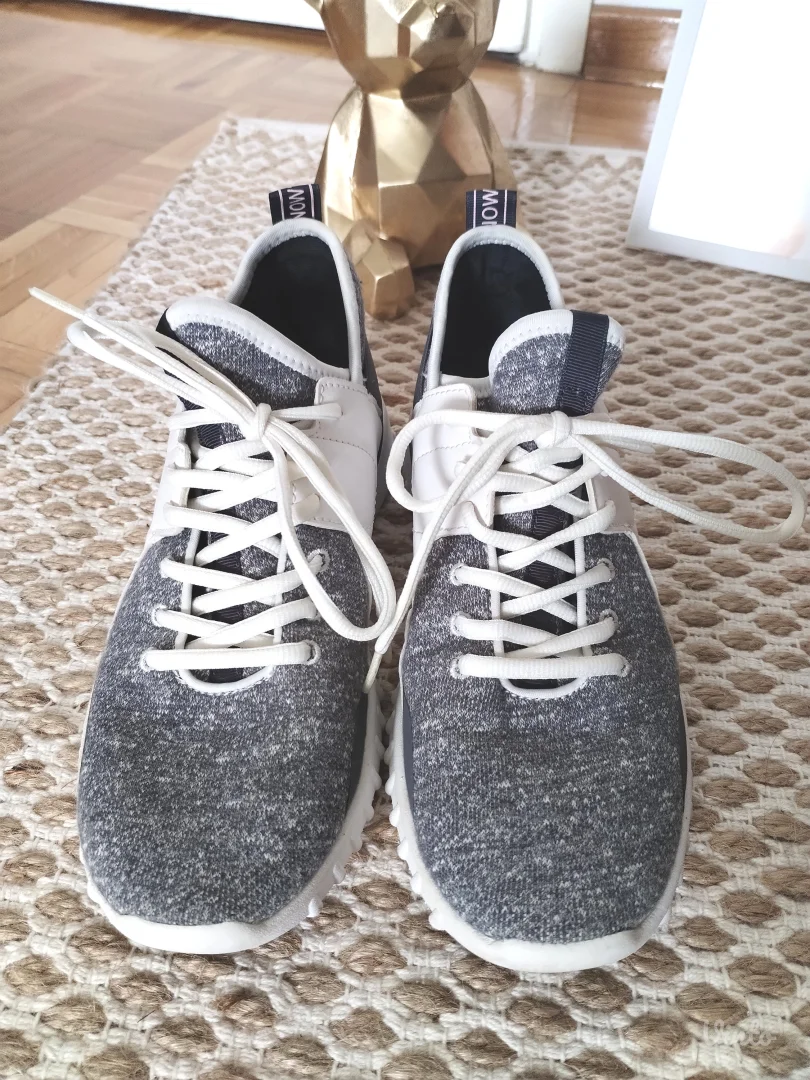 Bershka lagane patike