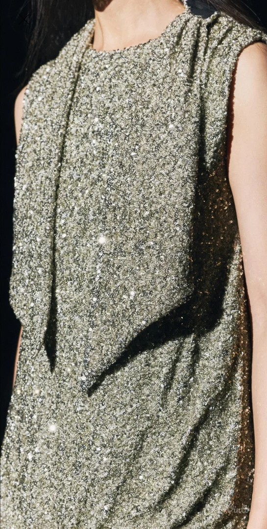 Zara nova šljokičava haljina S/M