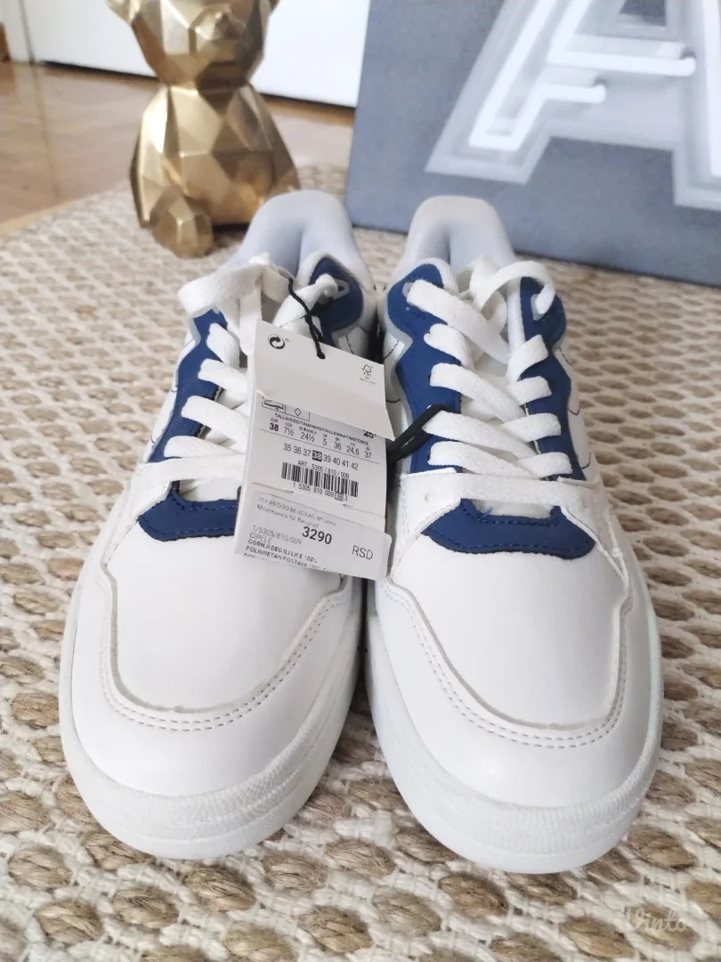 Zara nove patike 38/39