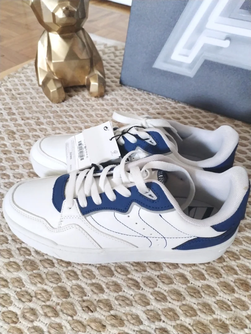 Zara nove patike 38/39