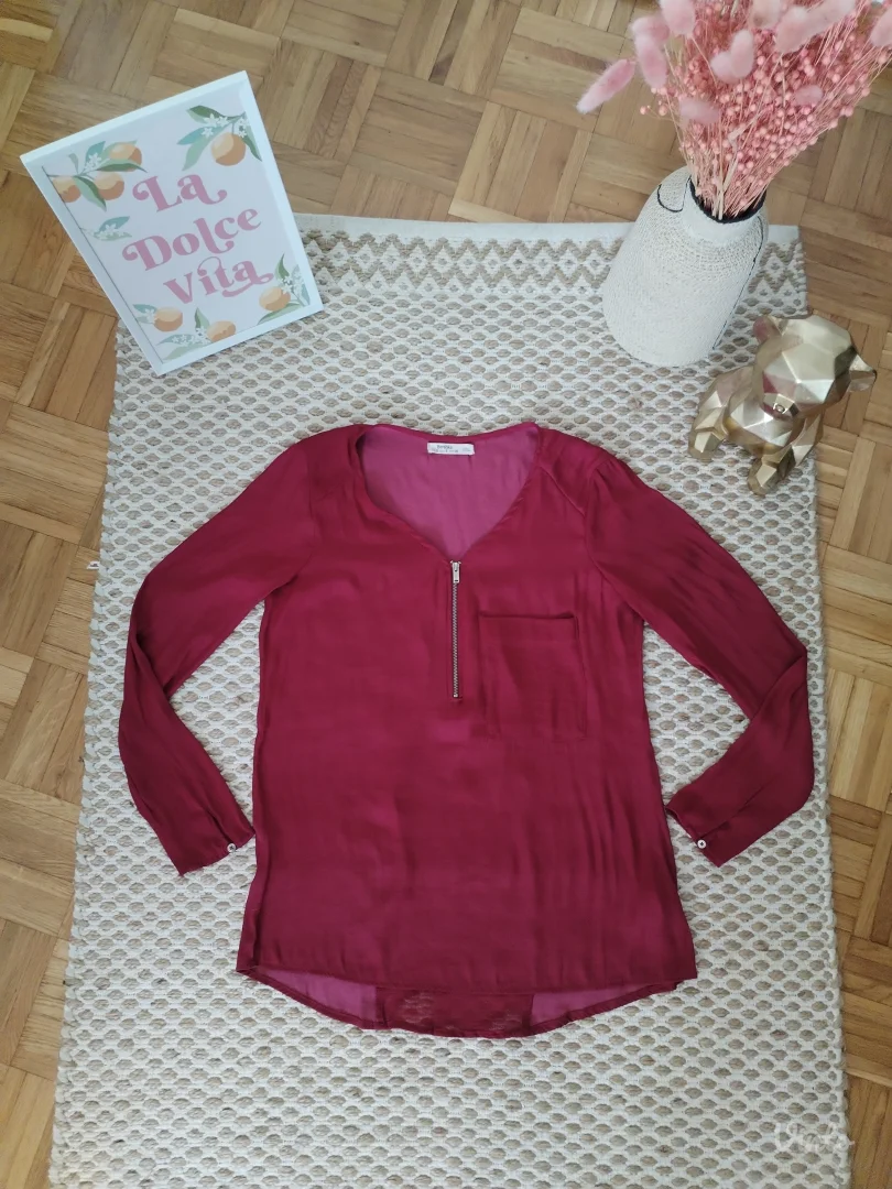 Bershka satenska bluza XS/S