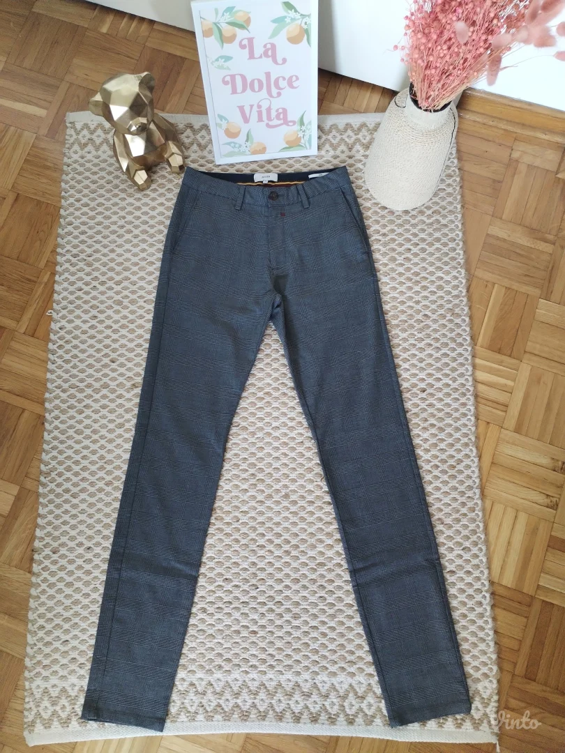 Pepito pantalone za visoke devojke